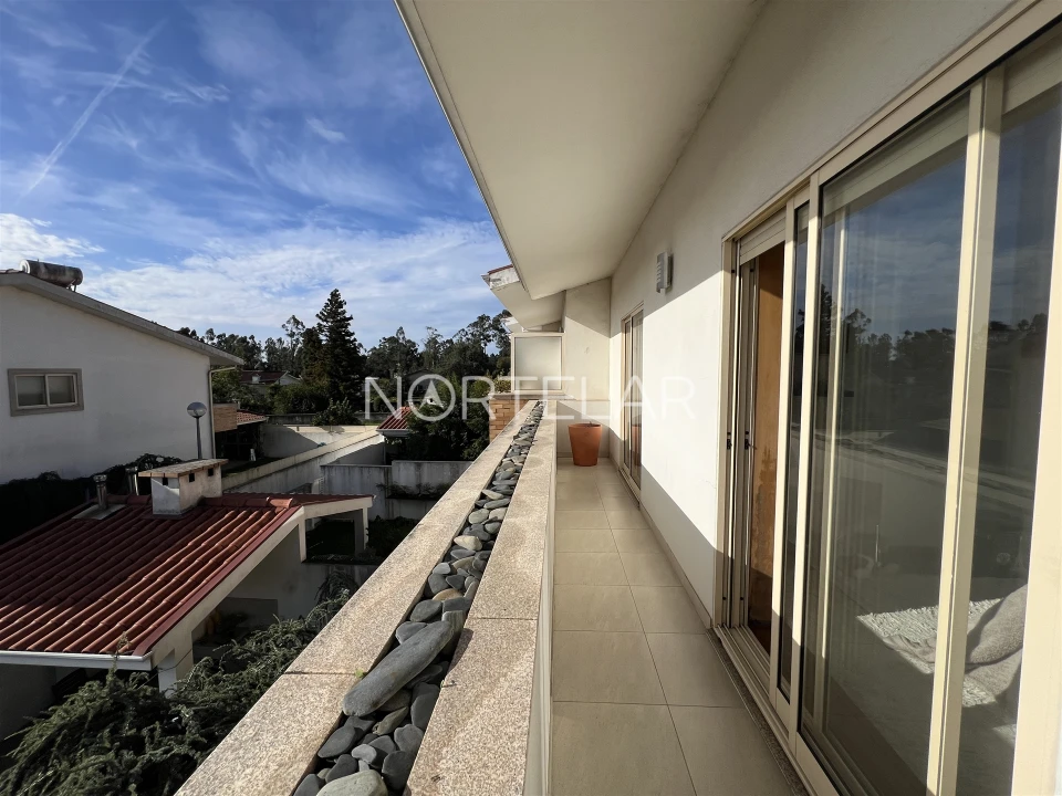 Moradia T3 para Venda em Avidos e Lagoa Foto 21