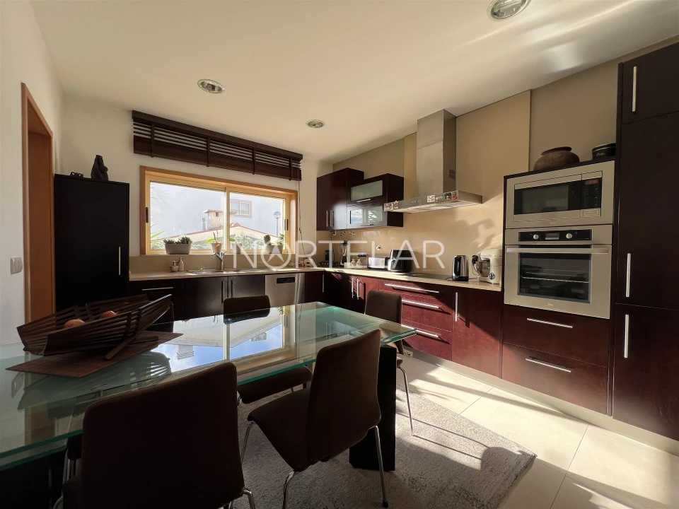 Moradia T3 para Venda em Avidos e Lagoa Foto 13