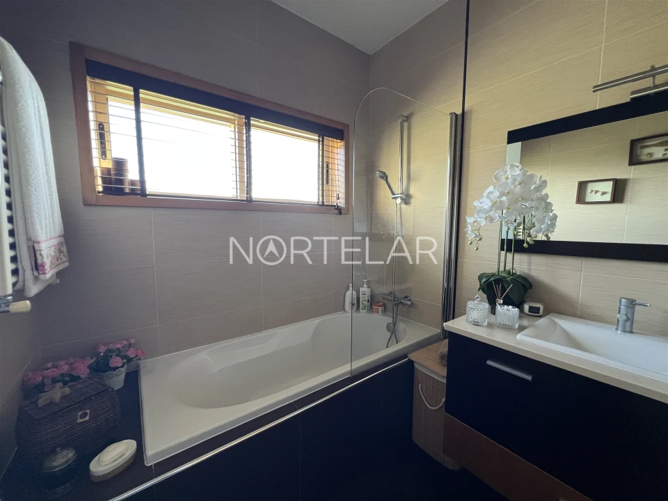 Moradia T3 para Venda em Avidos e Lagoa Foto 23