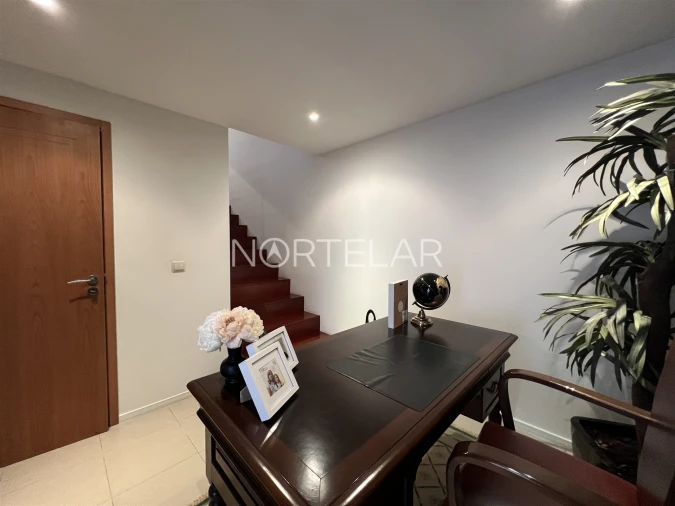 Moradia T3 para Venda em Avidos e Lagoa Foto 30