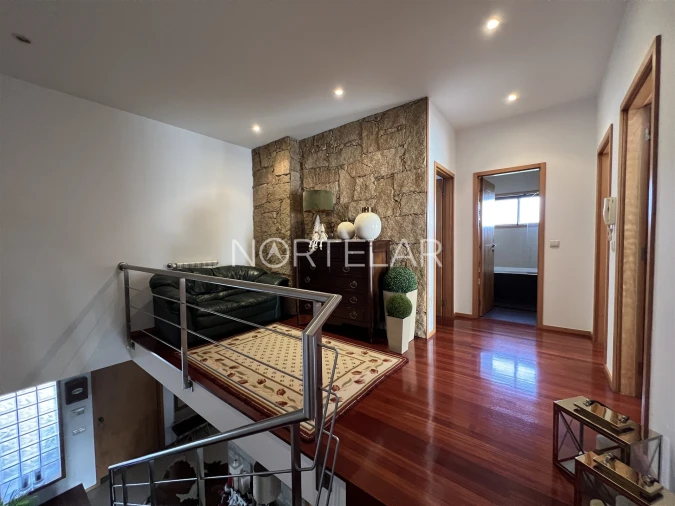 Moradia T3 para Venda em Avidos e Lagoa Foto 17