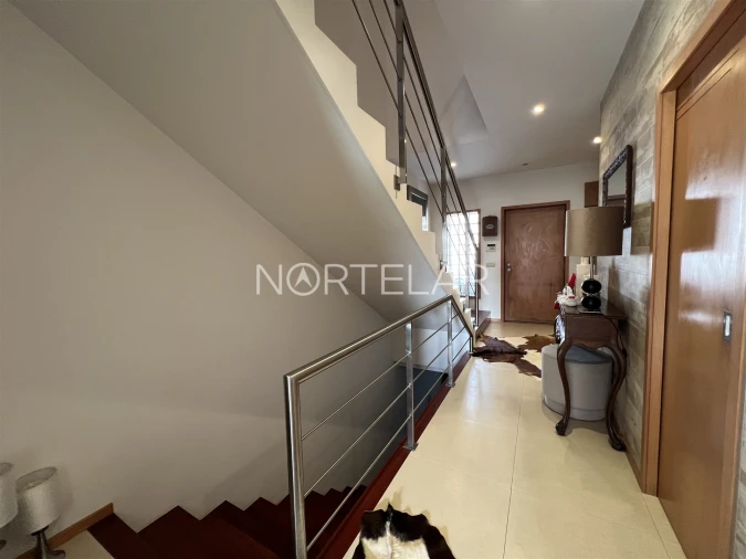 Moradia T3 para Venda em Avidos e Lagoa Foto 4