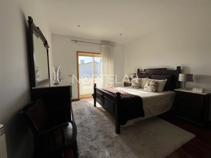 Moradia T3 para Venda em Avidos e Lagoa Foto 18