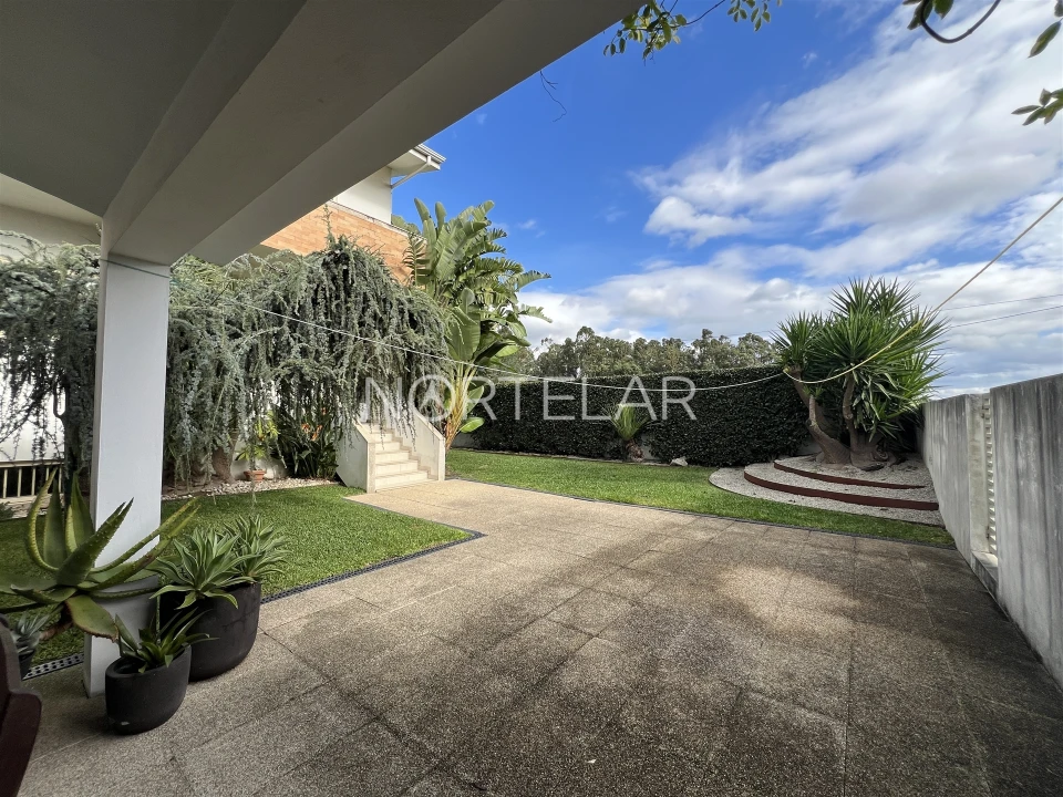 Moradia T3 para Venda em Avidos e Lagoa Foto 41