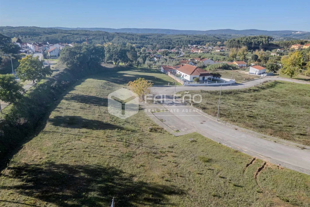 Terreno para Venda em Alcanede Foto 14