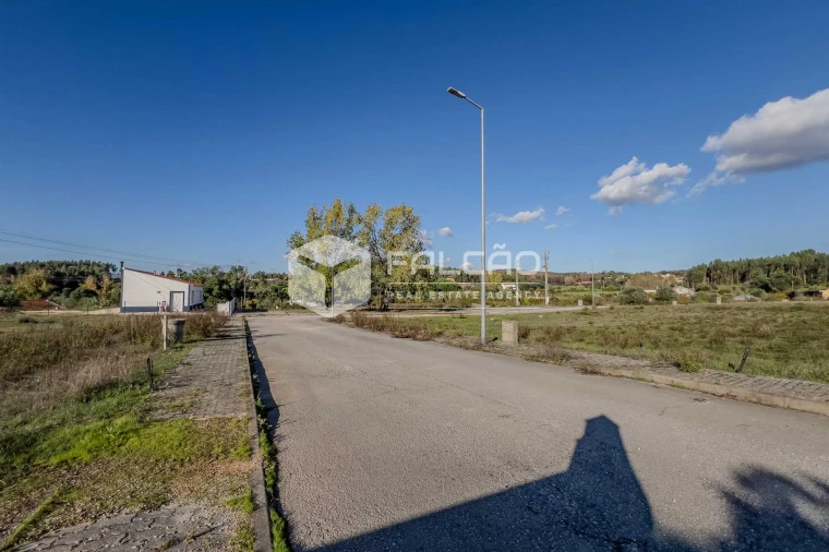 Terreno para Venda em Alcanede Foto 37