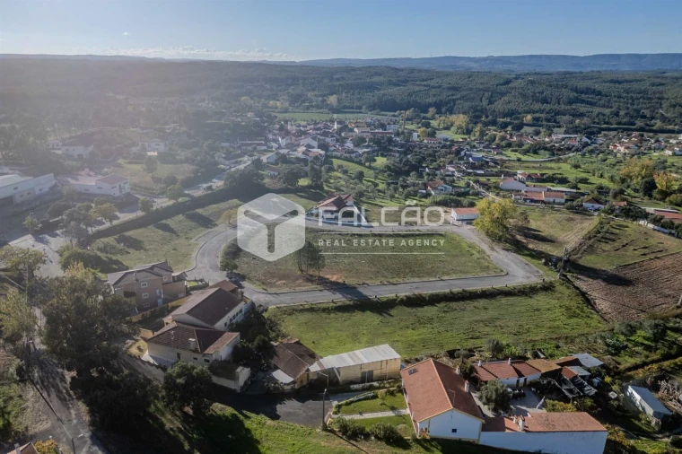 Terreno para Venda em Alcanede Foto 5