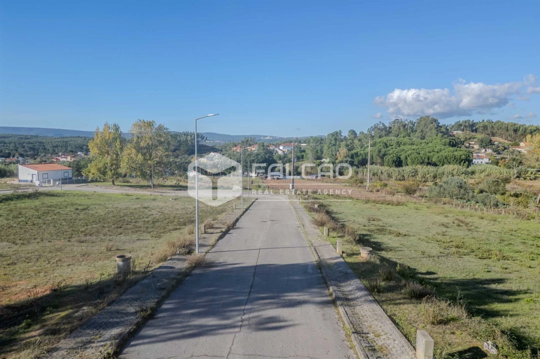 Terreno para Venda em Alcanede Foto 26
