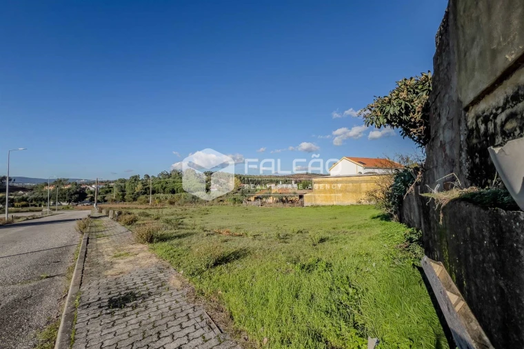 Terreno para Venda em Alcanede Foto 23