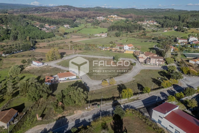 Terreno para Venda em Alcanede Foto 12