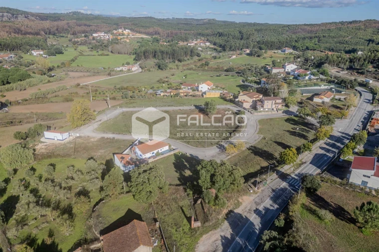 Terreno para Venda em Alcanede Foto 11