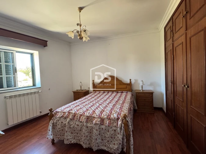 Moradia T4 para Venda em Quintas de São Bartolomeu Foto 3