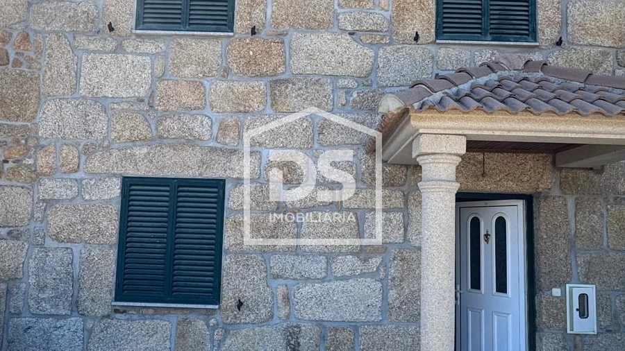 Moradia T4 para Venda em Quintas de São Bartolomeu