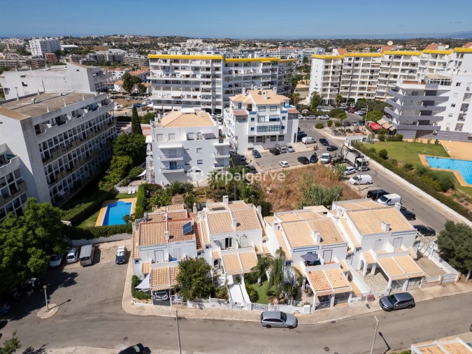 Moradia T2 para Venda em Albufeira e Olhos de Água Foto 2