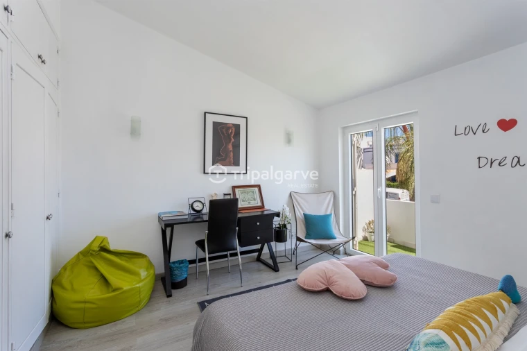 Moradia T2 para Venda em Albufeira e Olhos de Água Foto 26