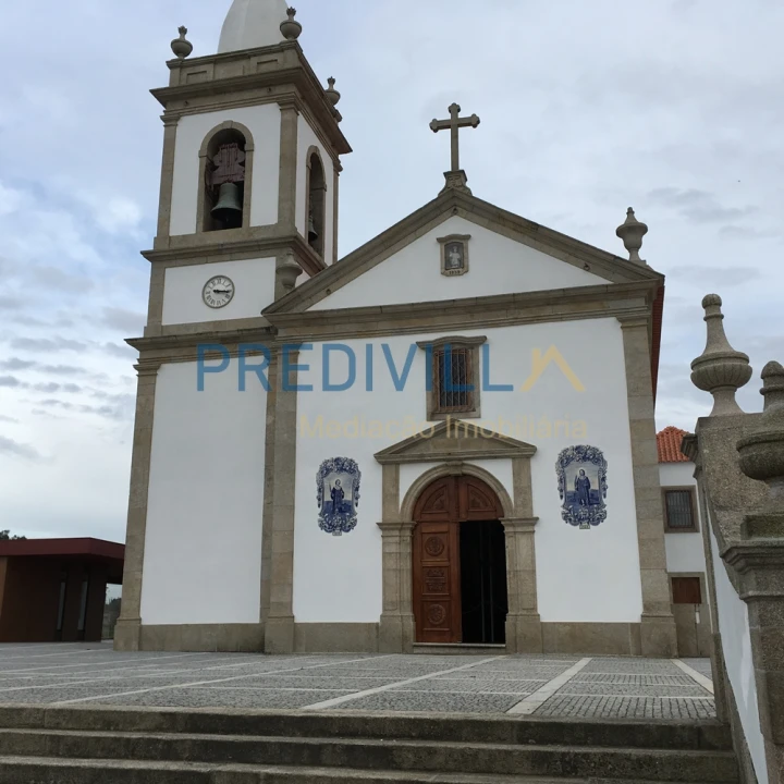 Moradia T4 para Venda em Castêlo da Maia Foto 12