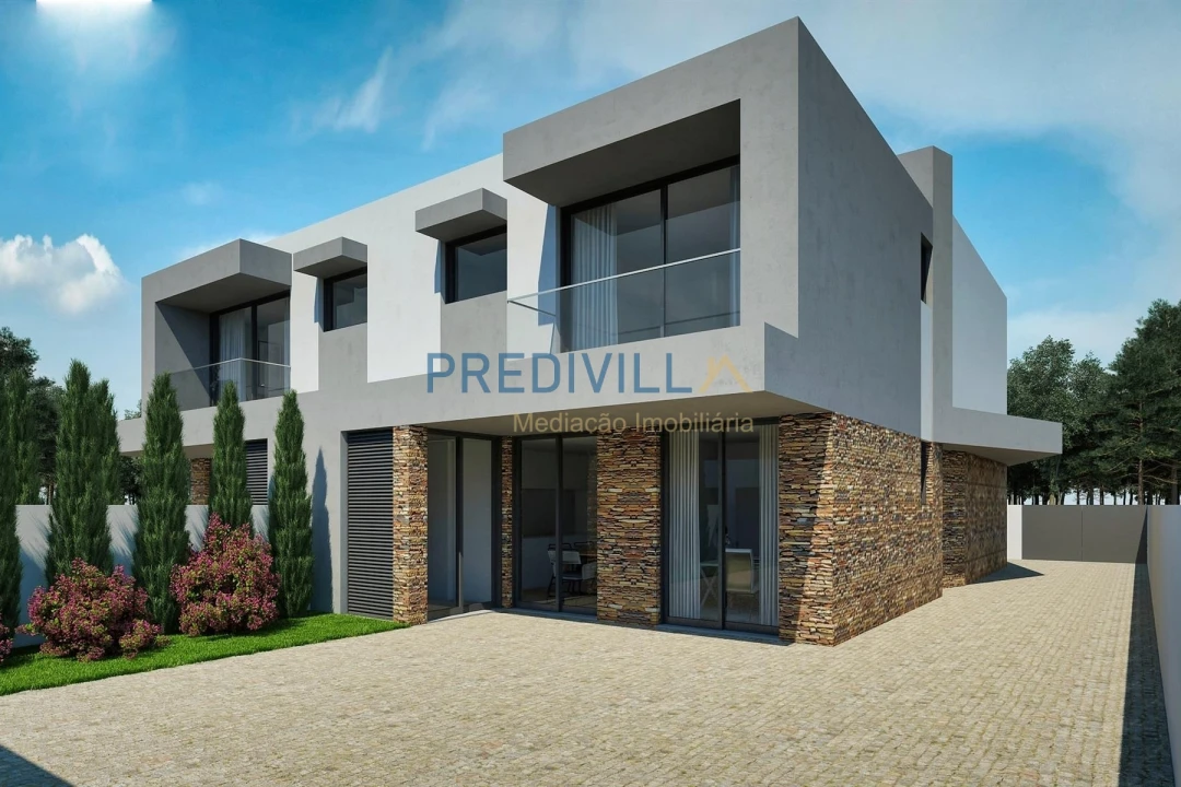 Moradia T4 para Venda em Castêlo da Maia Foto 2