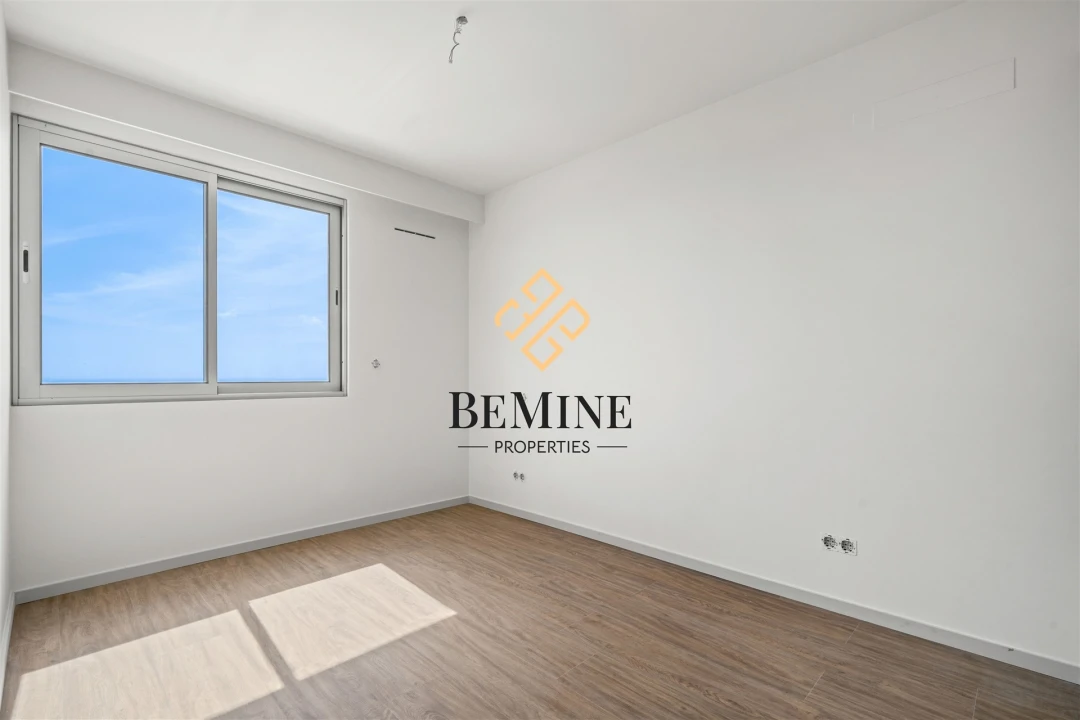 Apartamento T3 para Venda em Camara de Lobos Foto 20