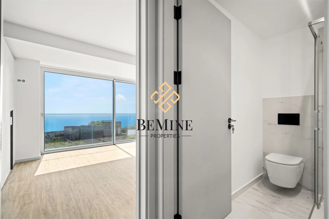 Apartamento T3 para Venda em Camara de Lobos Foto 14