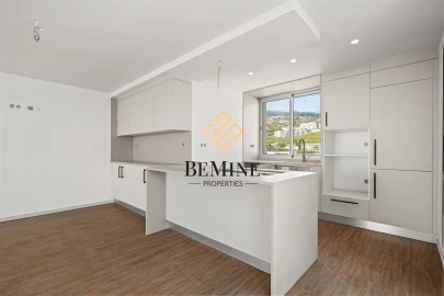 Apartamento T3 para Venda em Camara de Lobos