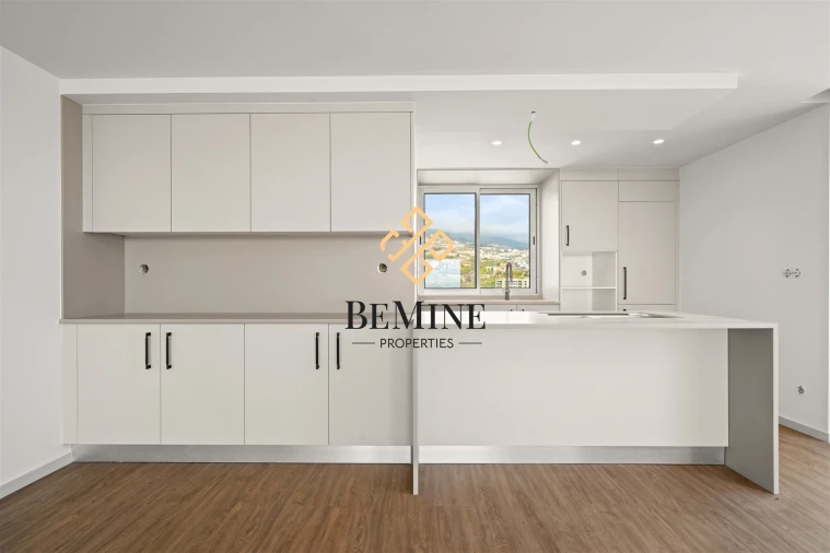 Apartamento T3 para Venda em Camara de Lobos Foto 7