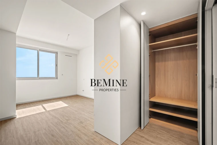 Apartamento T3 para Venda em Camara de Lobos Foto 19