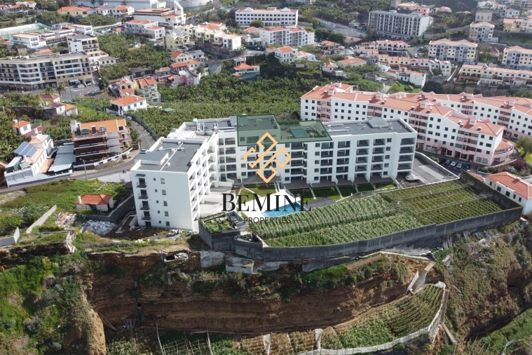 Apartamento T3 para Venda em Camara de Lobos Foto 14