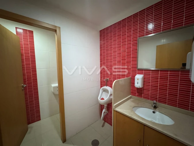 Negócio para Arrendamento em Bico Foto 11