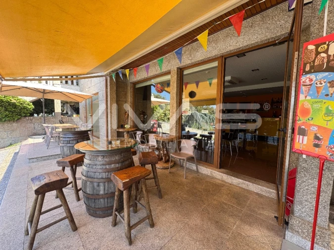 Negócio para Arrendamento em Bico Foto 3