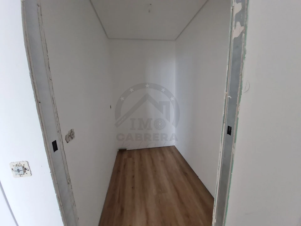 Apartamento T3 para Venda em Estreito de Camara de Lobos Foto 7