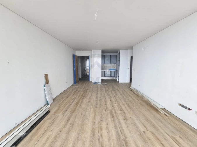 Apartamento T3 para Venda em Estreito de Camara de Lobos Foto 12