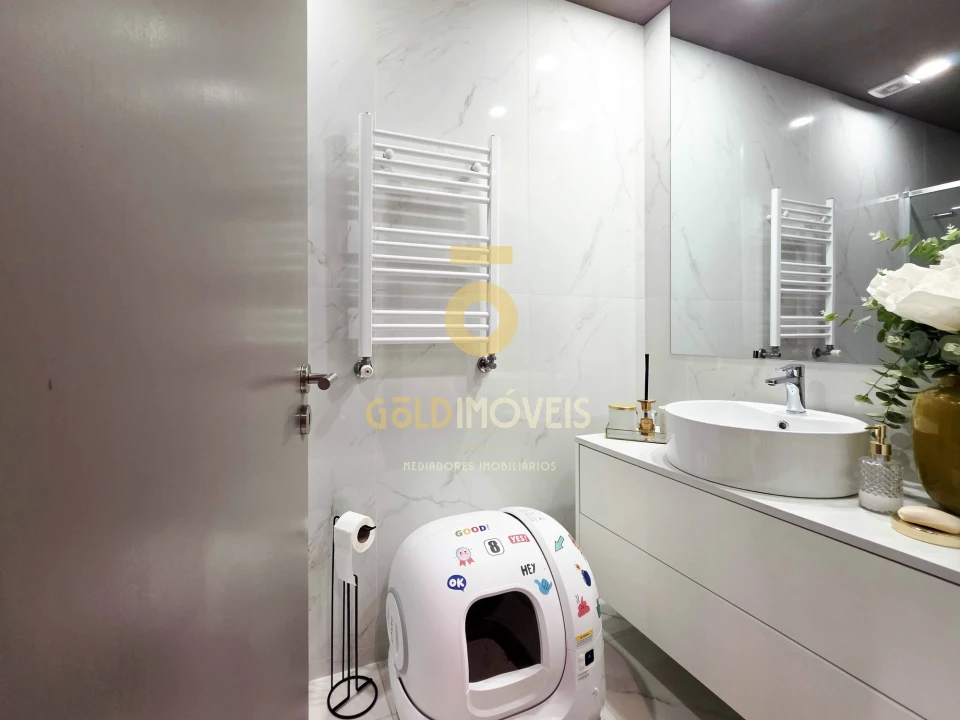 Apartamento T2 para Venda em Penafiel Foto 10