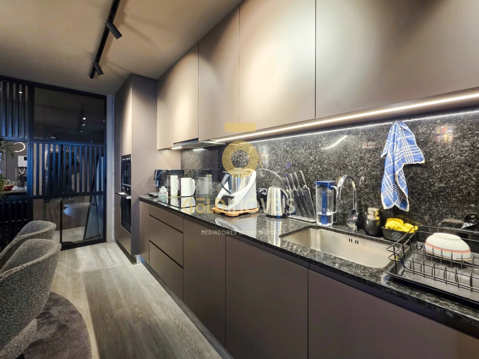 Apartamento T2 para Venda em Penafiel Foto 3