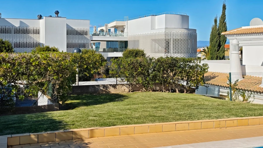 Apartamento T0 para Venda em Albufeira e Olhos de Água Foto 3