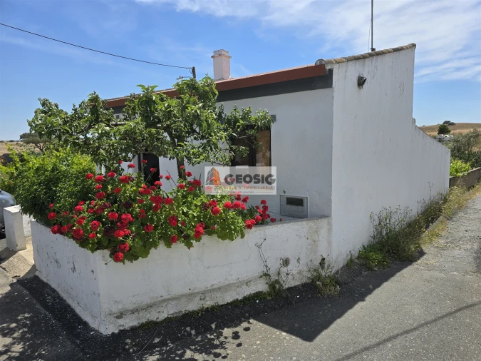 Moradia T0 para Venda em Almodôvar e Graça dos Padrões Foto 2