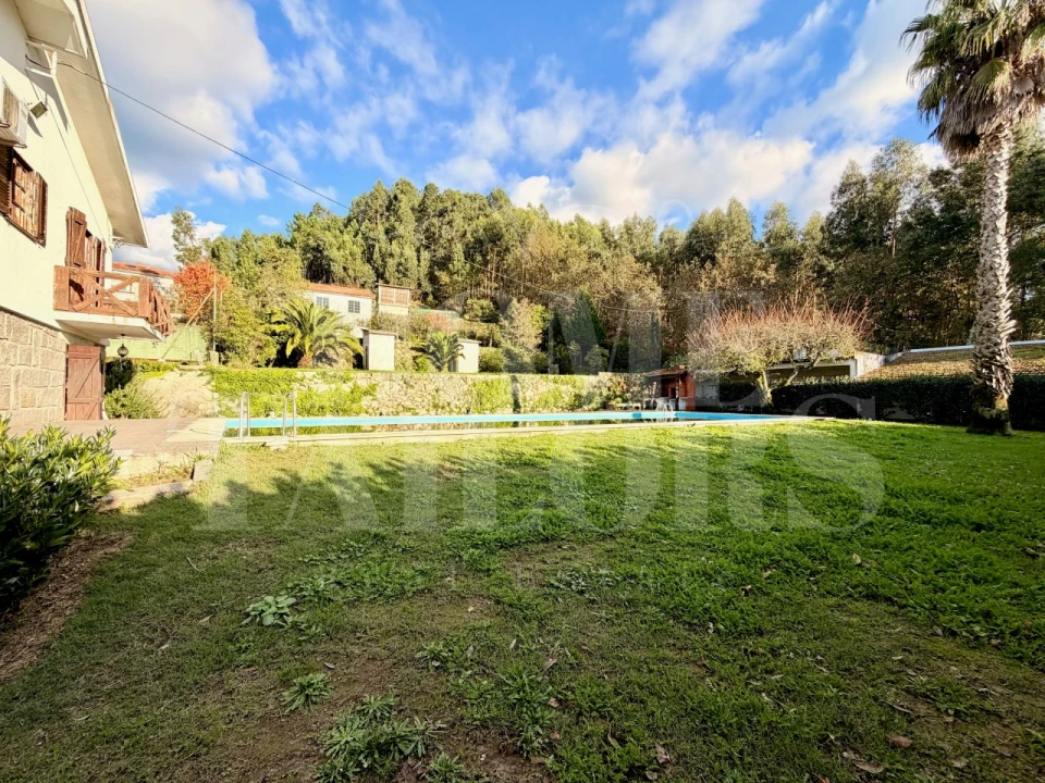 Moradia T5 para Venda em Vila Chã, Codal e Vila Cova de Perrinho Foto 2