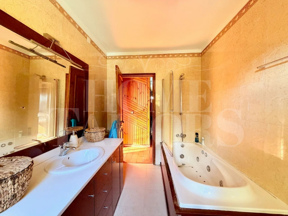 Moradia T5 para Venda em Vila Chã, Codal e Vila Cova de Perrinho Foto 38