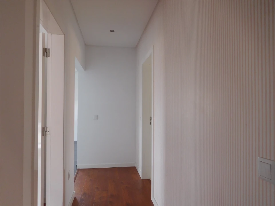 Apartamento T2 para Arrendamento em Marrazes e Barosa Foto 14