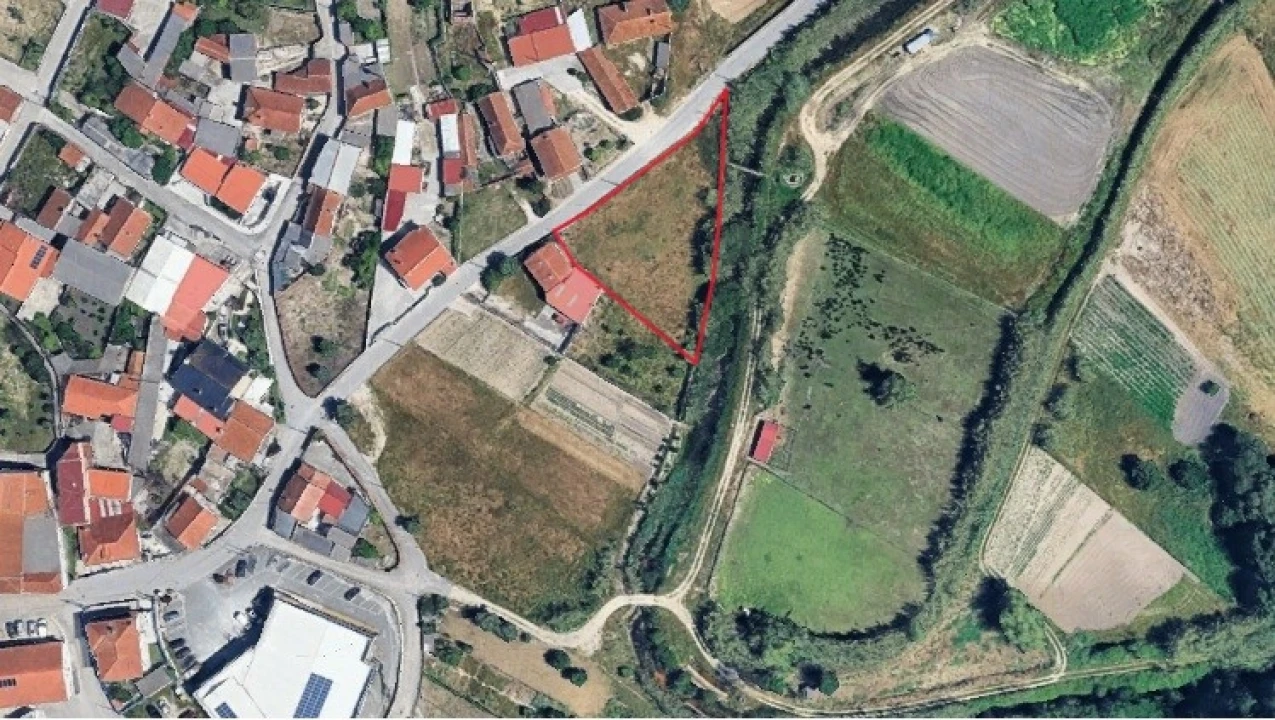 Terreno para Venda em Amor Foto 1