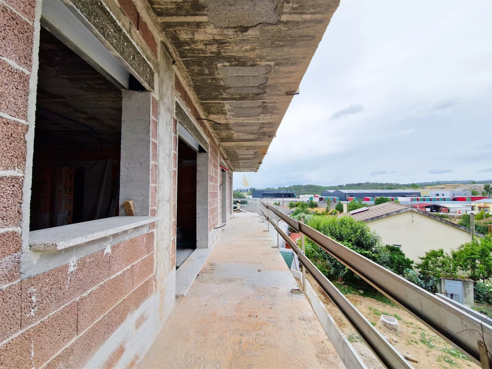 Apartamento T2 para Venda em Rio de Loba Foto 18