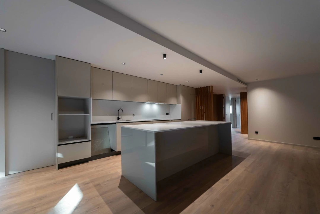 Apartamento T3 para Arrendamento em São Vicente (Braga) Foto 9