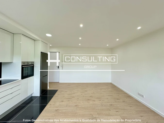 Apartamento T2 para Venda em Venteira