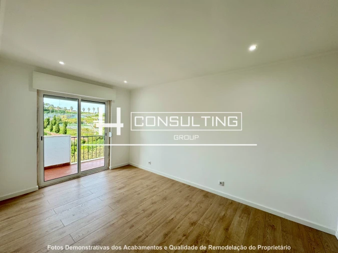 Apartamento T2 para Venda em Venteira Foto 37