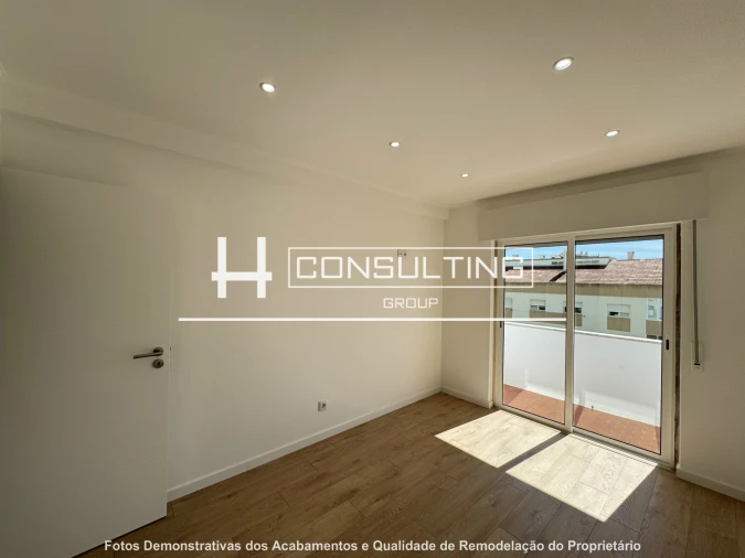 Apartamento T2 para Venda em Venteira Foto 41