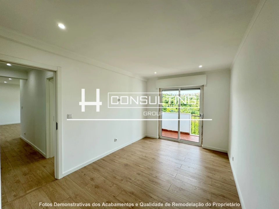 Apartamento T2 para Venda em Venteira Foto 38