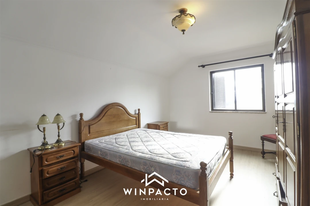 Moradia T4 para Venda em Nelas Foto 30