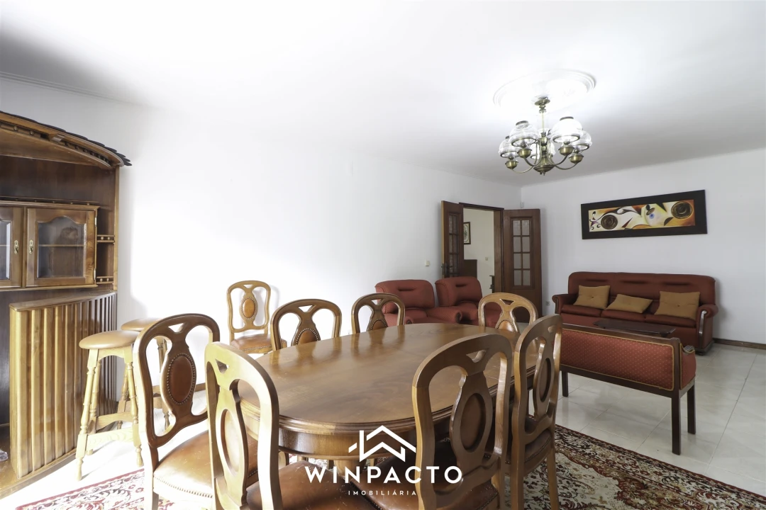 Moradia T4 para Venda em Nelas Foto 56