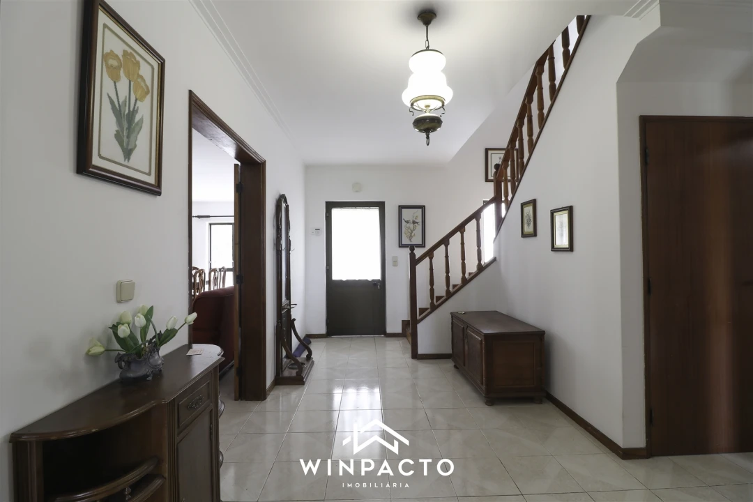 Moradia T4 para Venda em Nelas Foto 19