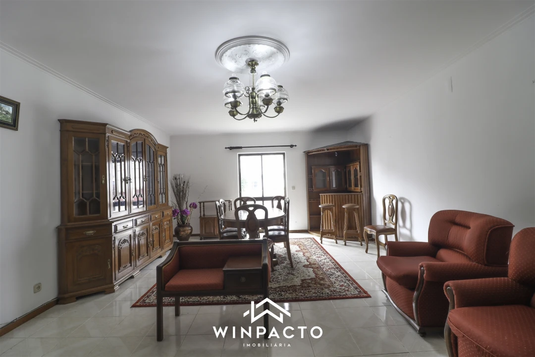 Moradia T4 para Venda em Nelas Foto 59