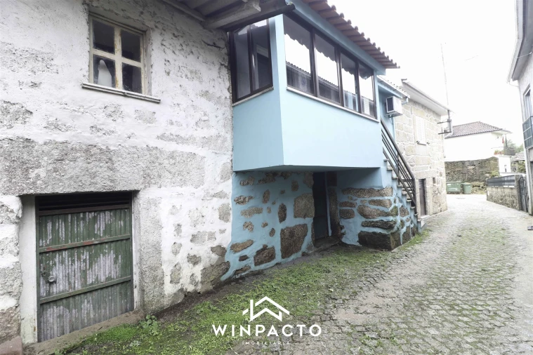 Moradia T3 para Venda em São Miguel de Vila Boa Foto 3